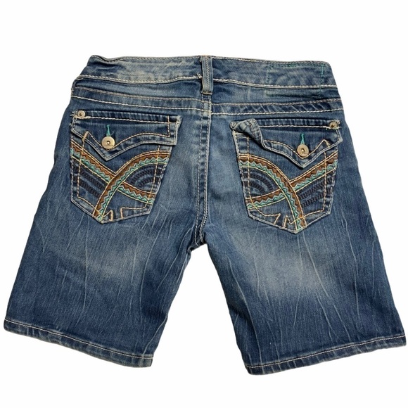 Union Bay Distressed Bermuda Jean Shorts Embroidered Pockets Size 0 - Picture 3 of 9